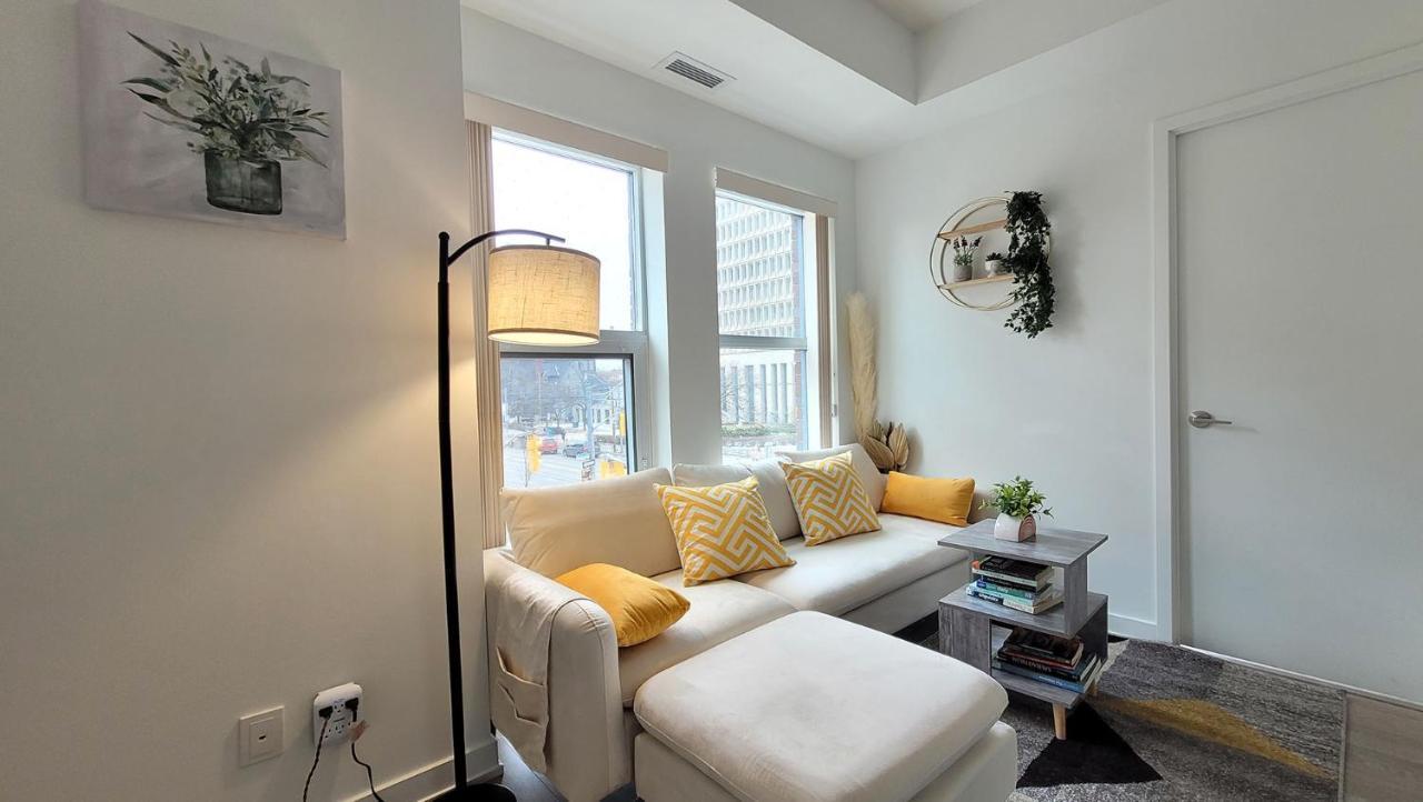 Lovely 3 Bedrooms In University Of Toronto Dış mekan fotoğraf
