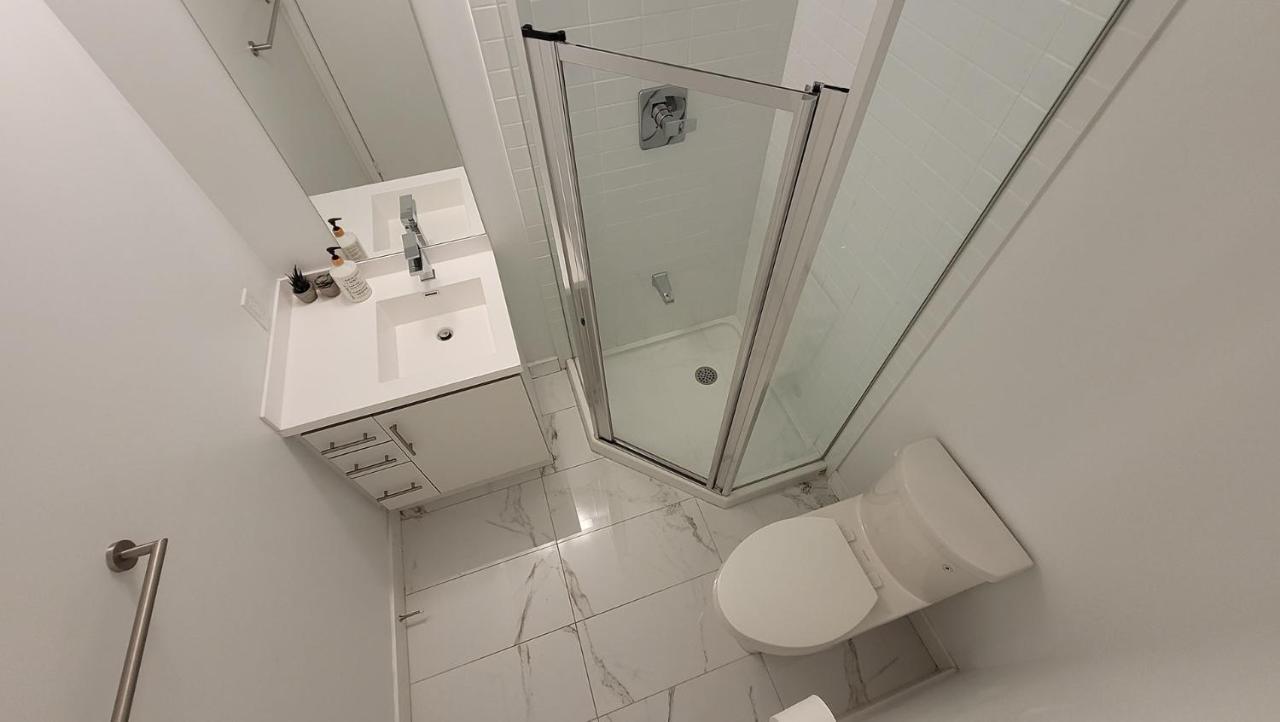 Lovely 3 Bedrooms In University Of Toronto Dış mekan fotoğraf